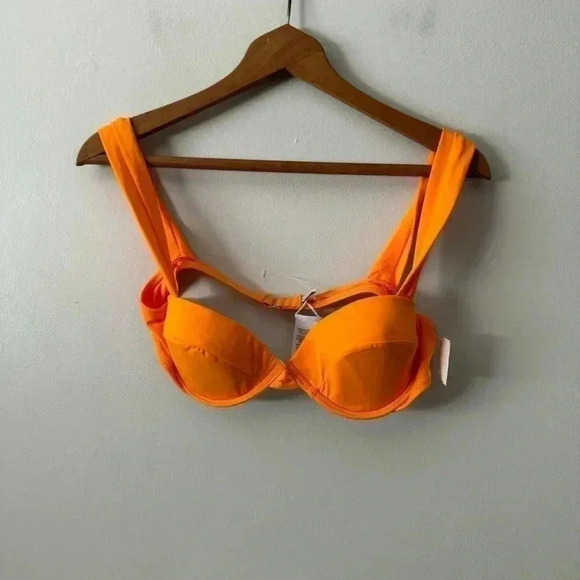 NWT WEWOREWHAT ORANGE BIKINI  TOP L - Picture 2 of 6